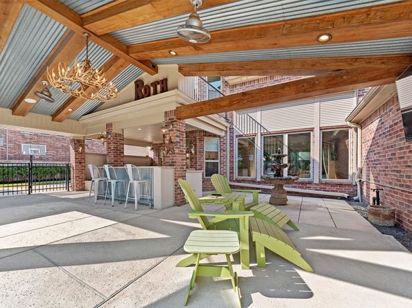 1311 Regal Green Court, Kingwood TX 77345