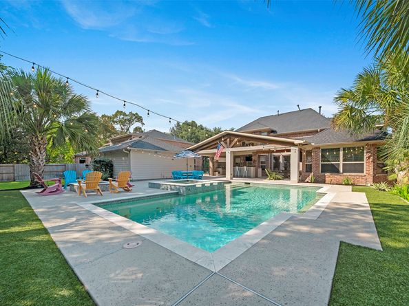 1311 Regal Green Court, Kingwood TX 77345