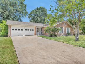 9326 Meadowbriar Lane, Houston TX 77063