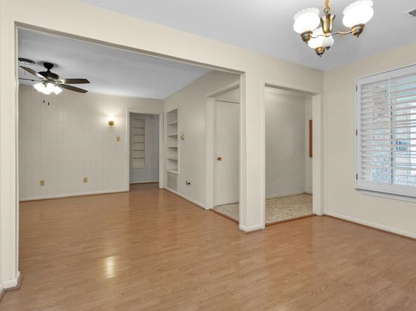 9326 Meadowbriar Lane, Houston TX 77063