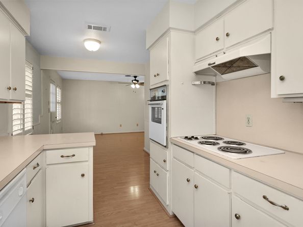 9326 Meadowbriar Lane, Houston TX 77063