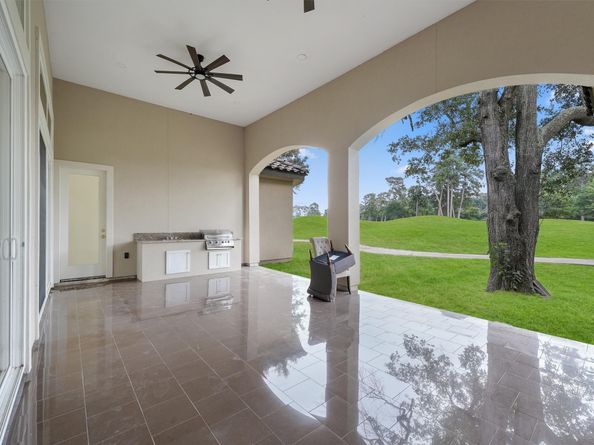16015 Bridges Fairway Lane, Houston TX 77068