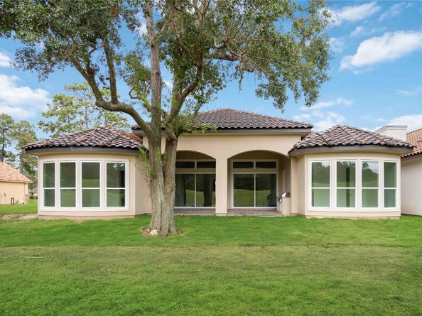 16015 Bridges Fairway Lane, Houston TX 77068