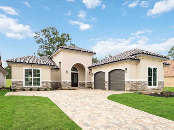 16015 Bridges Fairway Lane, Houston TX 77068