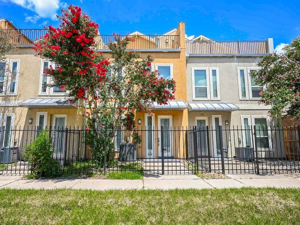 1632 Cohn Street, Houston TX 77007