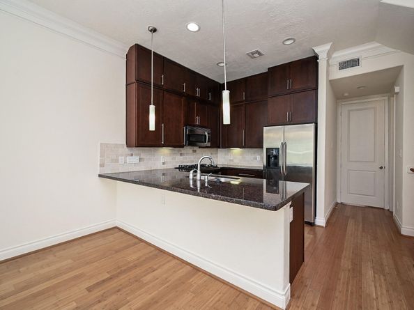 1632 Cohn Street, Houston TX 77007