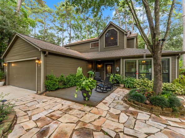 9 S Mossrock Road, The Woodlands TX 77380
