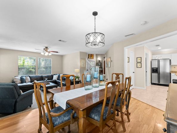 9 S Mossrock Road, The Woodlands TX 77380