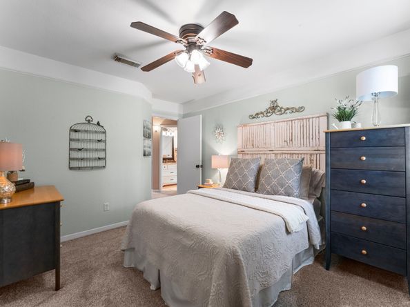9 S Mossrock Road, The Woodlands TX 77380