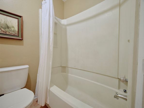 9438 Cedar Point Circle, Houston TX 77070