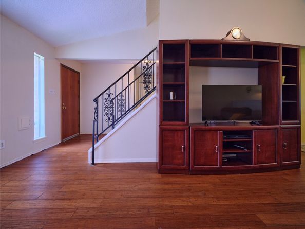 9438 Cedar Point Circle, Houston TX 77070