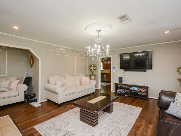 11933 Barryknoll Lane, Houston TX 77024