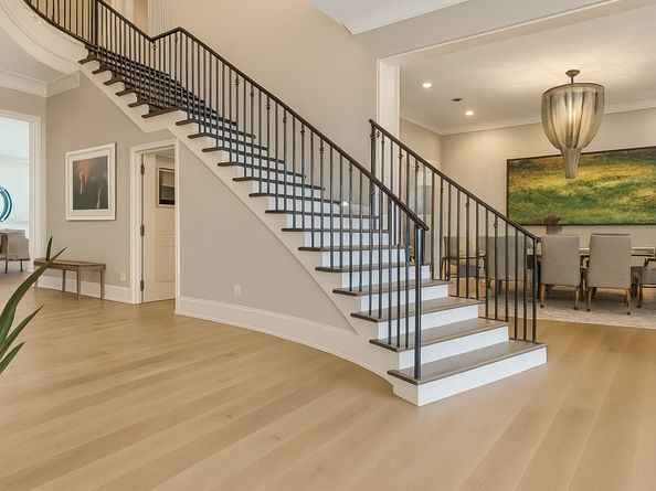 3851 Chevy Chase Drive, Houston TX 77019