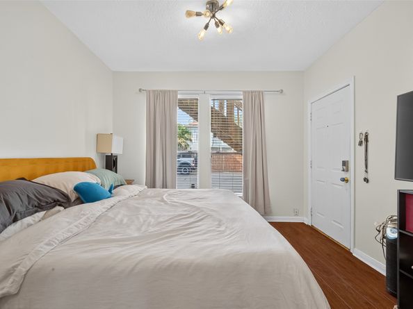 324 W Alabama Street, Houston TX 77006