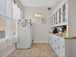 324 W Alabama Street, Houston TX 77006