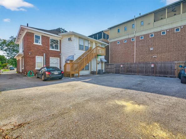 324 W Alabama Street, Houston TX 77006