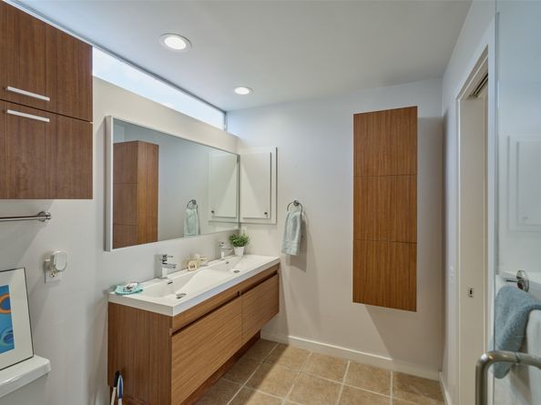 2811 Crawford Street, Houston TX 77004