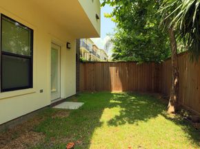 5210 Rose Street C, Houston TX 77007