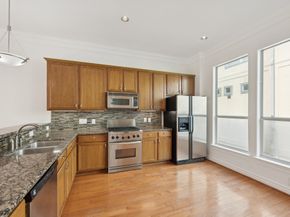 5731 Kansas Street, Houston TX 77007