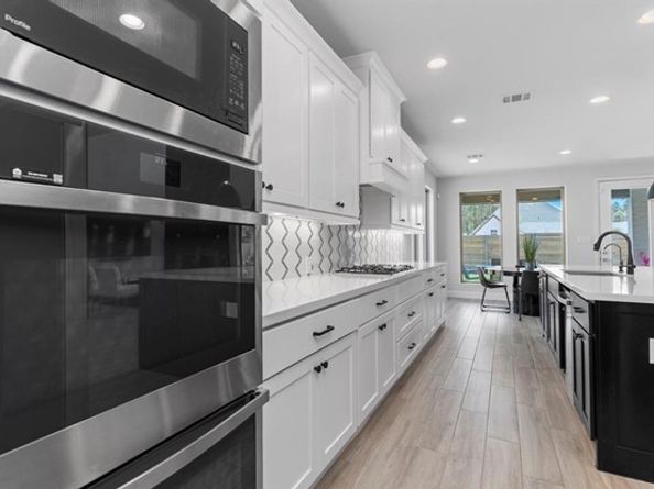 17827 Parnassum Path, Conroe TX 77302