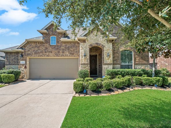 10935 Sarah Bluff Lane, Cypress TX 77433