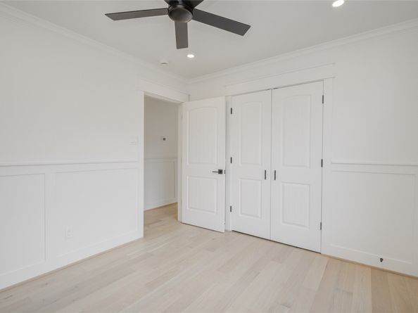 9822 Thorn Street, Houston TX 77078