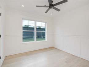 9822 Thorn Street, Houston TX 77078