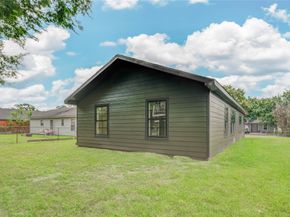 9822 Thorn Street, Houston TX 77078