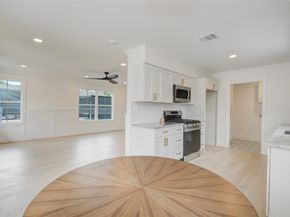 9822 Thorn Street, Houston TX 77078