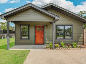 9822 Thorn Street, Houston TX 77078