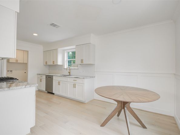 9822 Thorn Street, Houston TX 77078