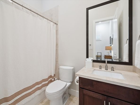 4721 Banning Drive E, Houston TX 77027