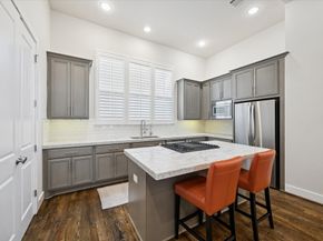 4721 Banning Drive E, Houston TX 77027