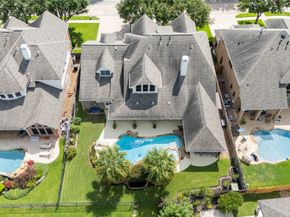 8607 Crossriver Lane, Houston TX 77095