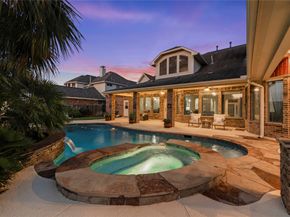 8607 Crossriver Lane, Houston TX 77095