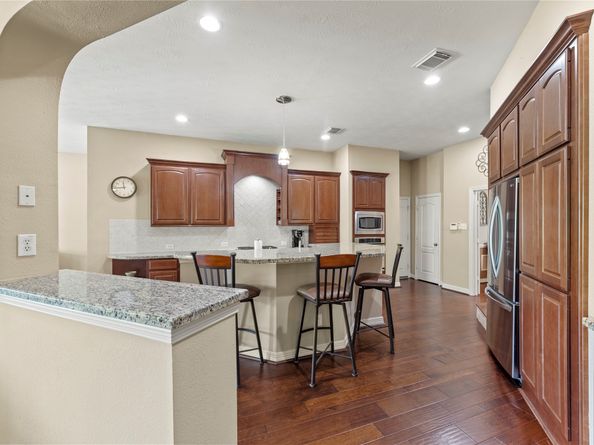 8607 Crossriver Lane, Houston TX 77095