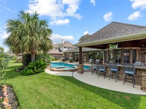 8607 Crossriver Lane, Houston TX 77095