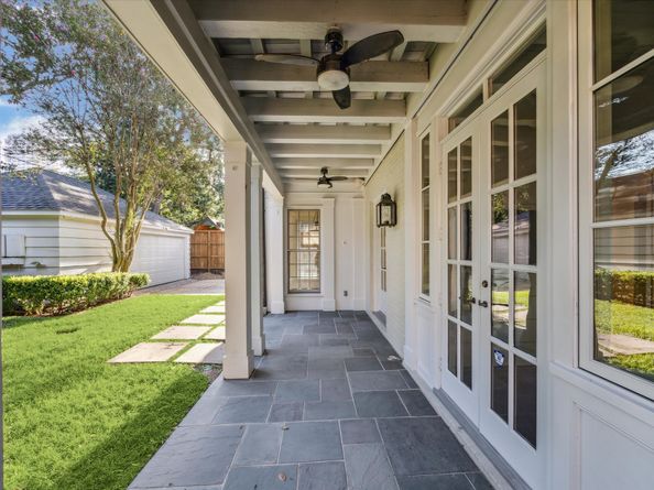 2233 Pelham Drive, Houston TX 77019