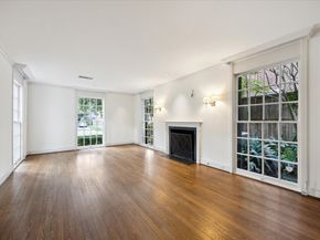 2233 Pelham Drive, Houston TX 77019