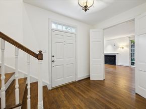 2233 Pelham Drive, Houston TX 77019
