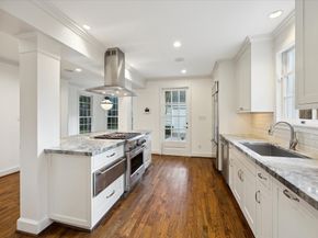 2233 Pelham Drive, Houston TX 77019