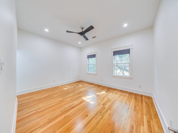 1900 Hawthorne Street, Houston TX 77098
