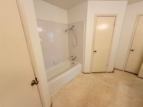 872 Granville Drive, Houston TX 77091