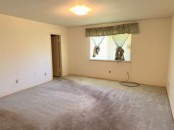 872 Granville Drive, Houston TX 77091