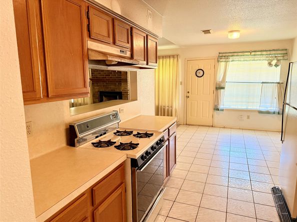 872 Granville Drive, Houston TX 77091