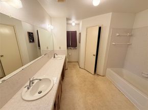 872 Granville Drive, Houston TX 77091