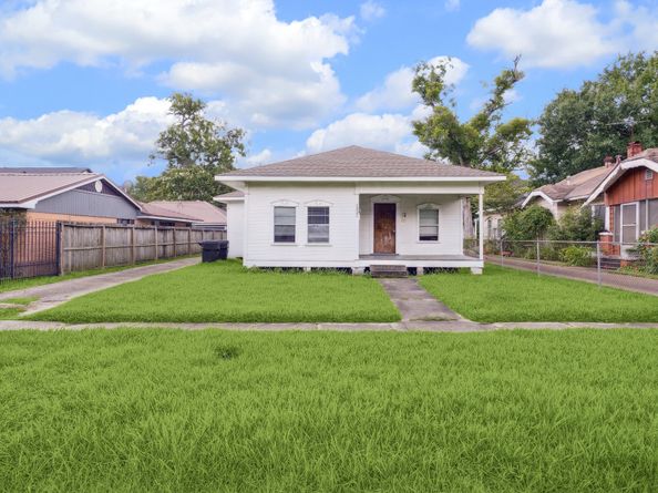 1521 Columbia Street, Houston TX 77008