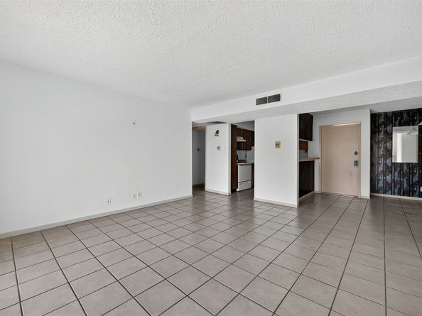 10110 Forum West Drive 422, Houston TX 77036