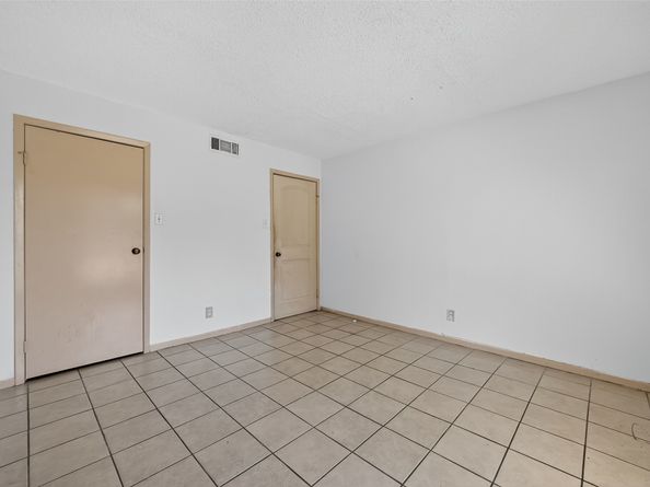 10110 Forum West Drive 422, Houston TX 77036