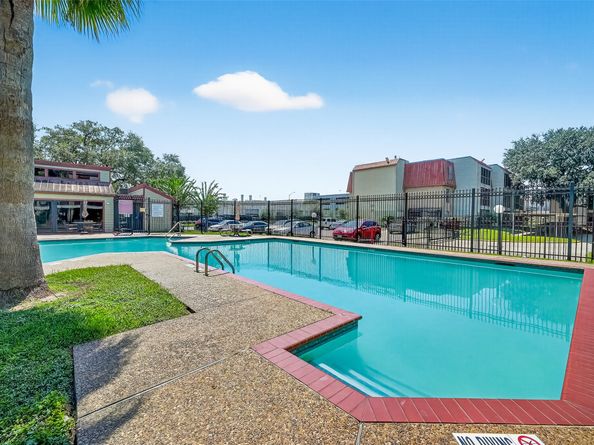 10110 Forum West Drive 422, Houston TX 77036